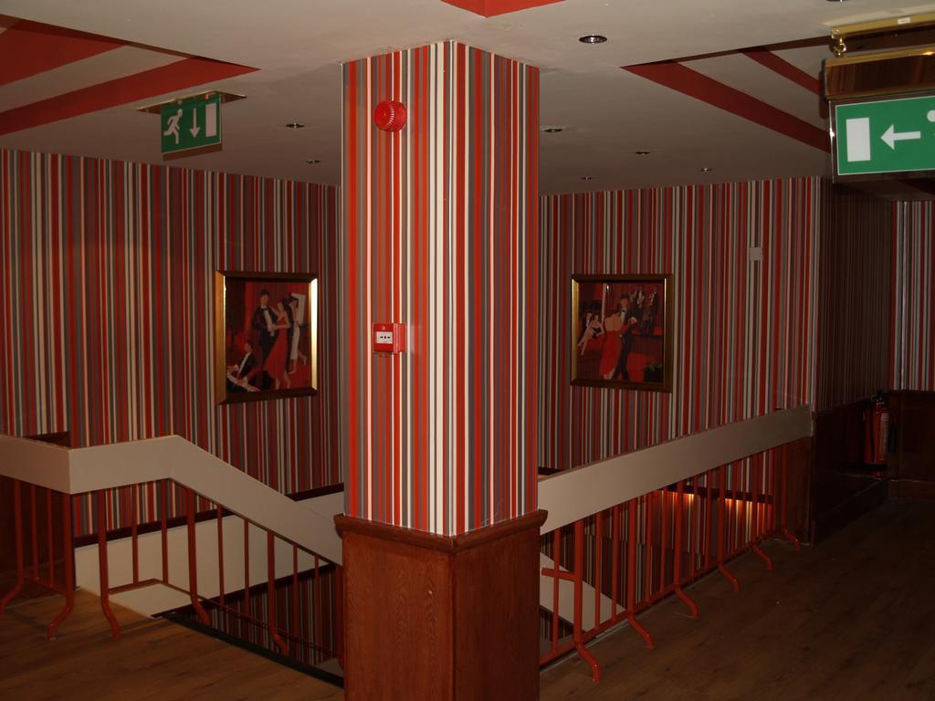 Antonine Hotel Falkirk Ngoại thất bức ảnh